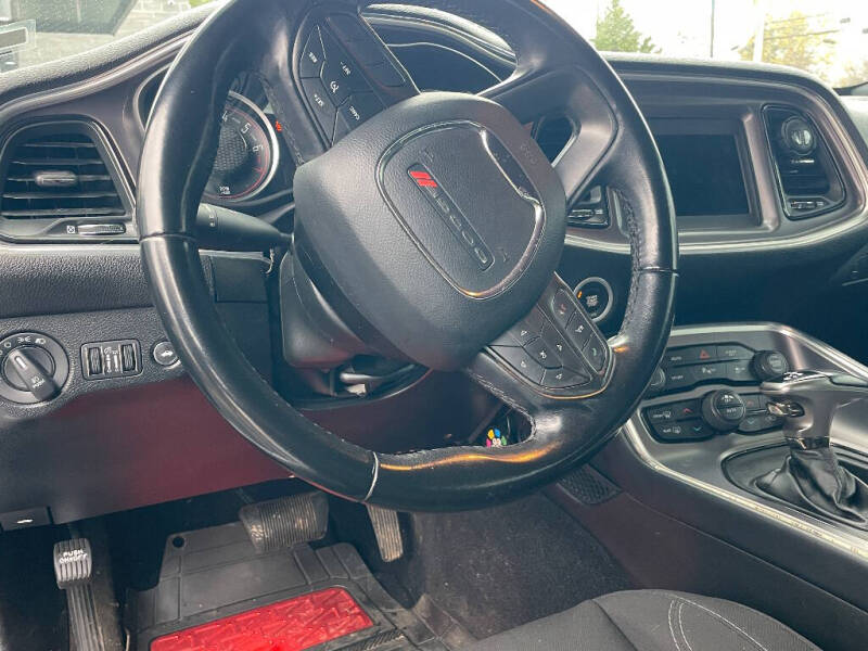 2021 Dodge Challenger SXT