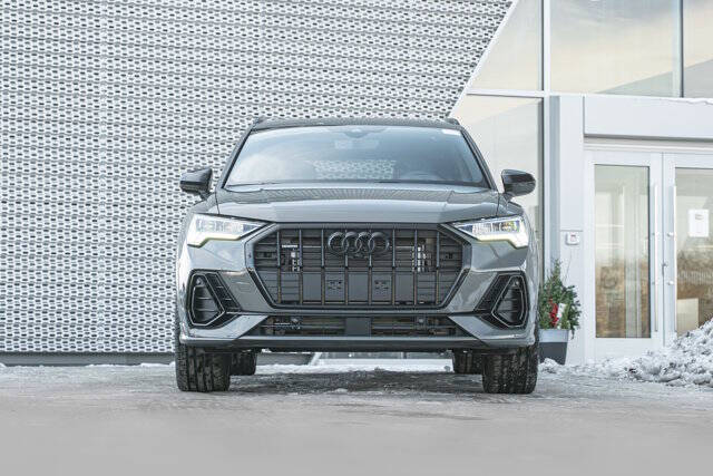 2025 Audi Q3 quattro S line Prem Plus 45 TFSI