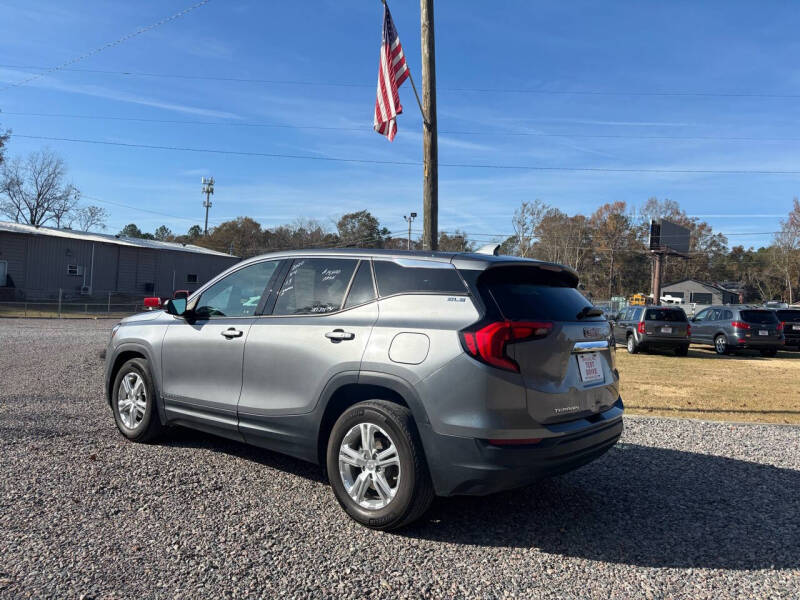 2020 GMC Terrain SLE photo 3