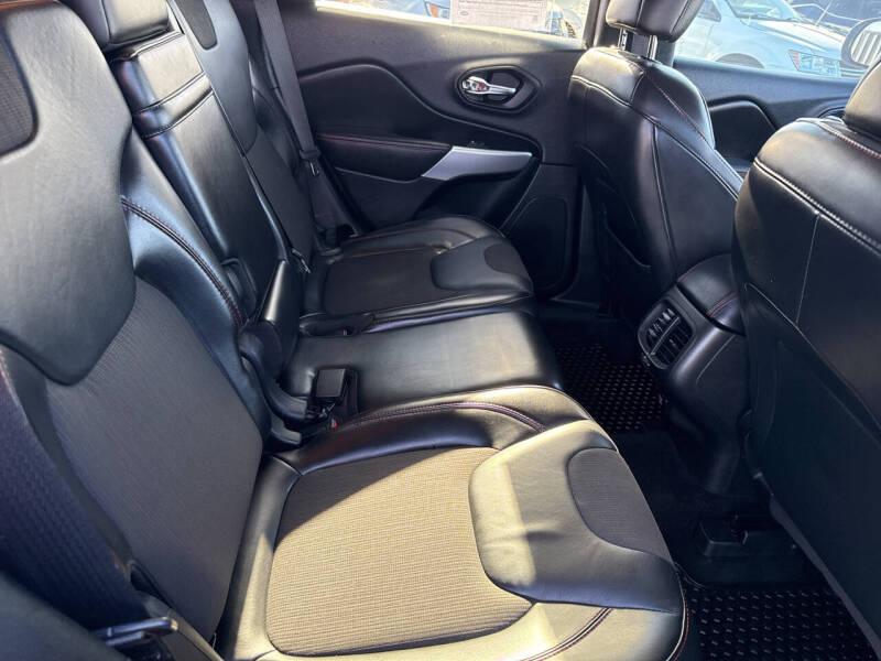2018 Jeep Cherokee Trailhawk