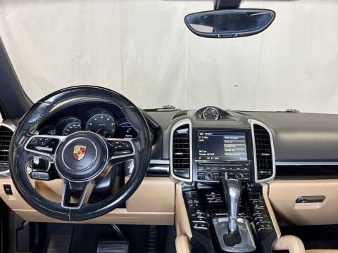 2016 Porsche Cayenne