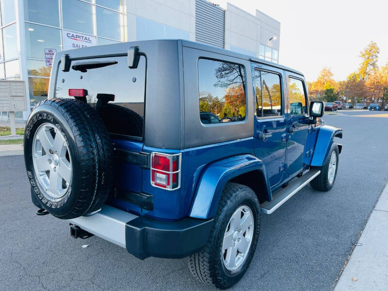 2010 Jeep Wrangler Unlimited Sahara photo 8