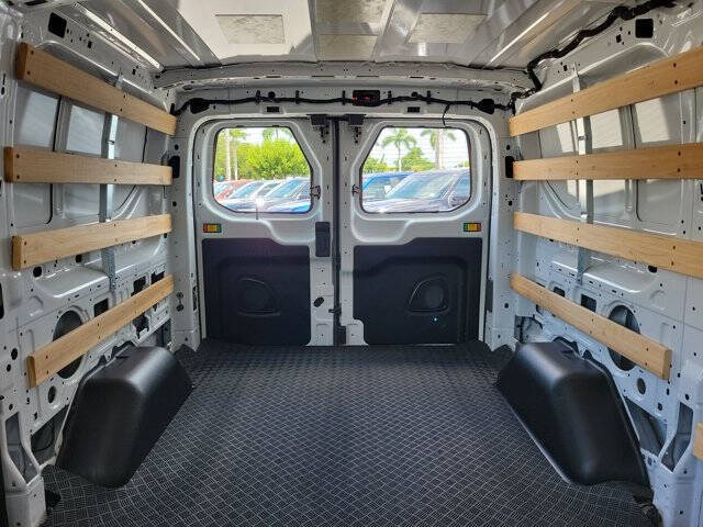 2025 Ford Transit