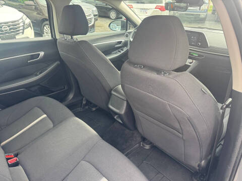 2023 Hyundai Sonata SE