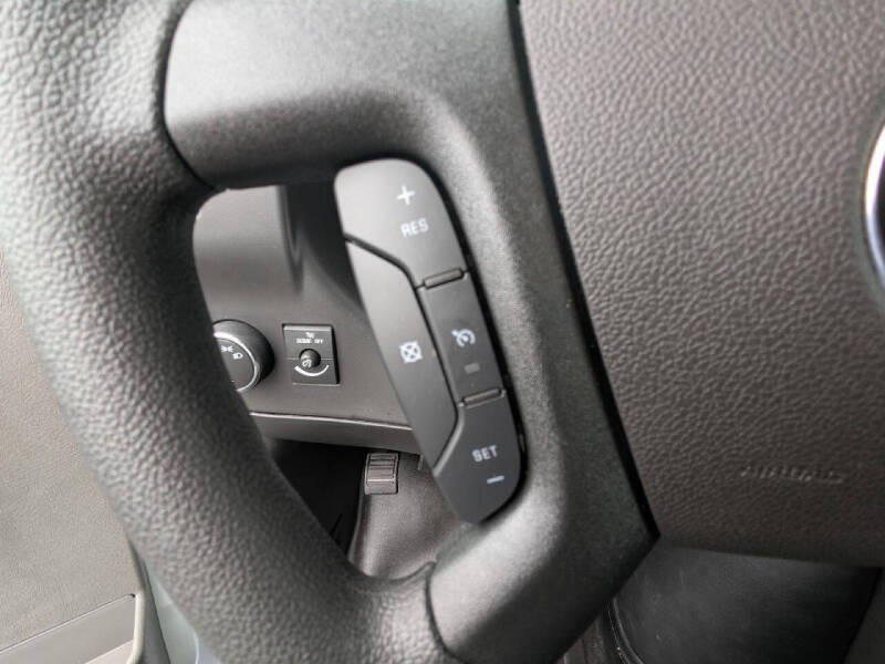 2025 Chevrolet Express 3500