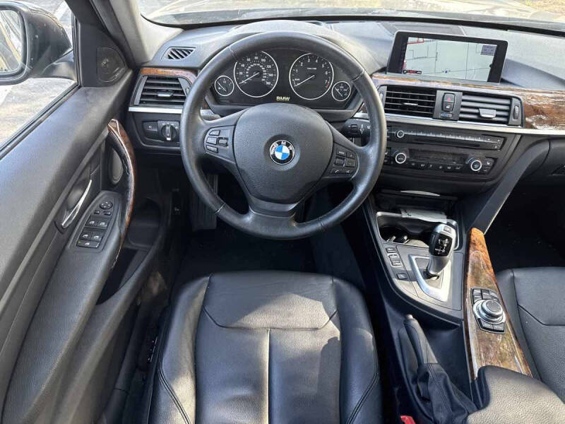 2013 BMW 3 Series 328i