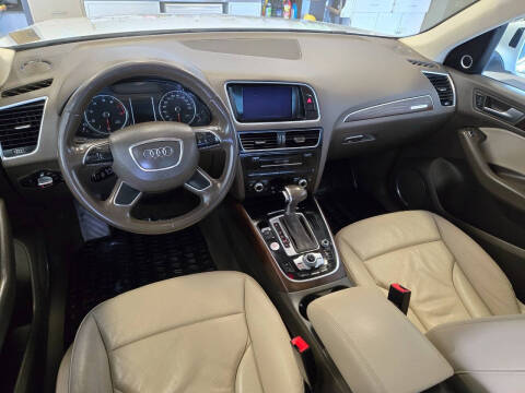 2015 Audi Q5 2.0T quattro Premium Plus