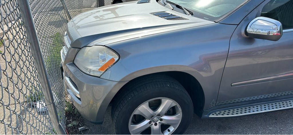 2010 Mercedes-Benz GL-Class for sale at DEES AUTO SALES & KUSTOMS WHIPS INC in Gary, IN