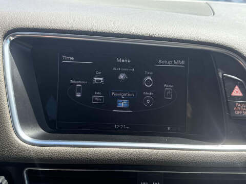 2017 Audi Q5 2.0T quattro Premium Plus