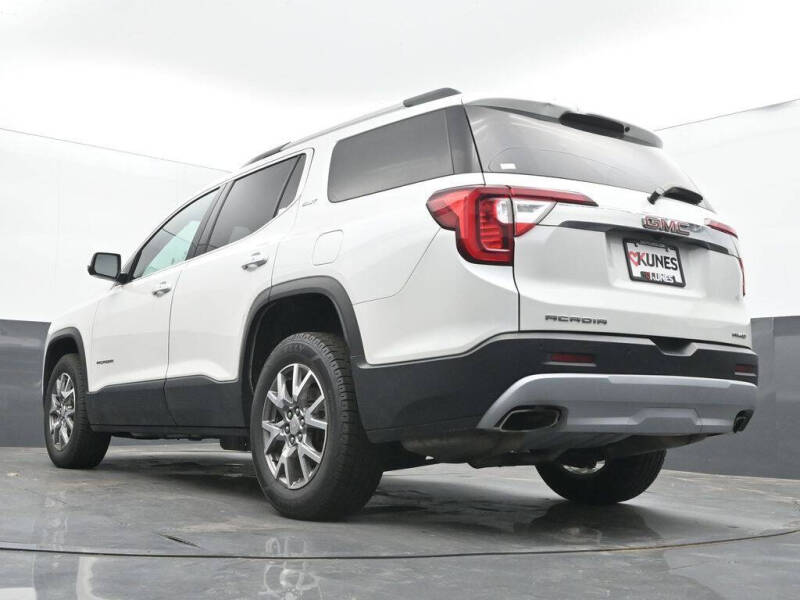 2021 GMC Acadia SLT