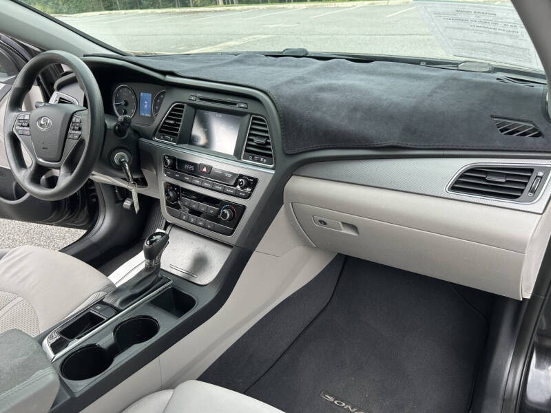 2016 Hyundai Sonata SE