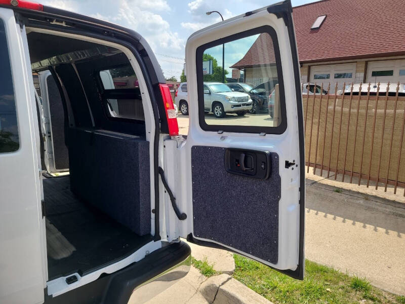 2018 Chevrolet Express 2500