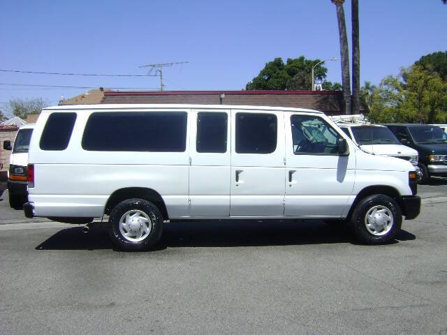 2009 Ford E-Series E-350 SD XL