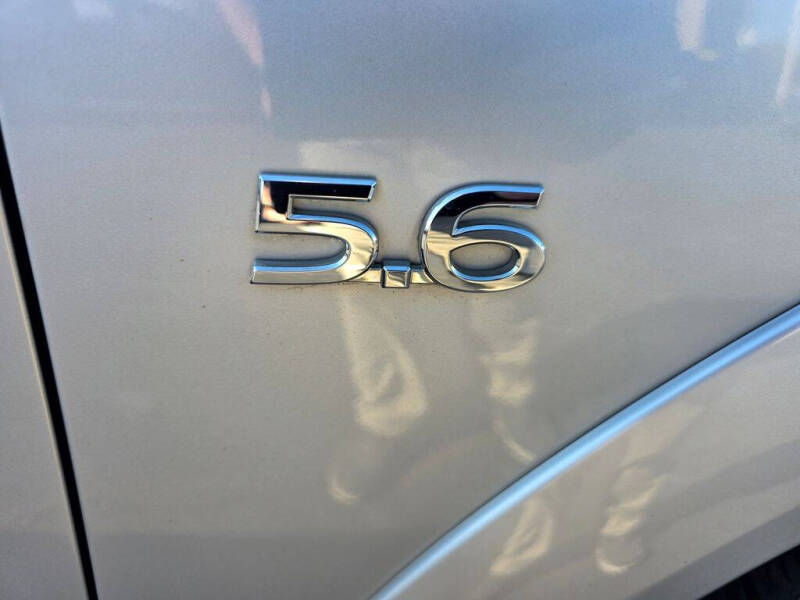 2016 Infiniti QX80