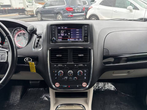 2020 Dodge Grand Caravan SXT