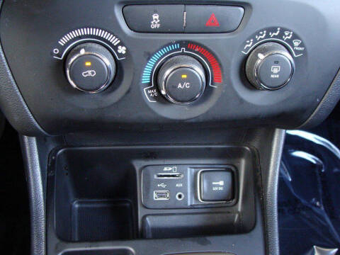 2017 Jeep Cherokee Sport