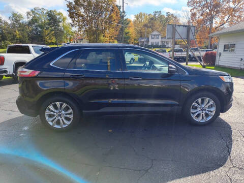 2020 Ford Edge Titanium