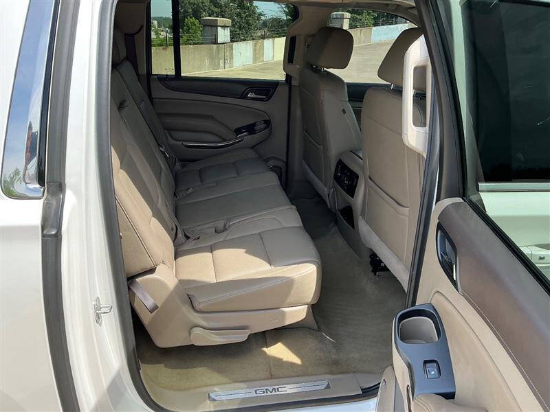 2017 GMC Yukon XL SLT