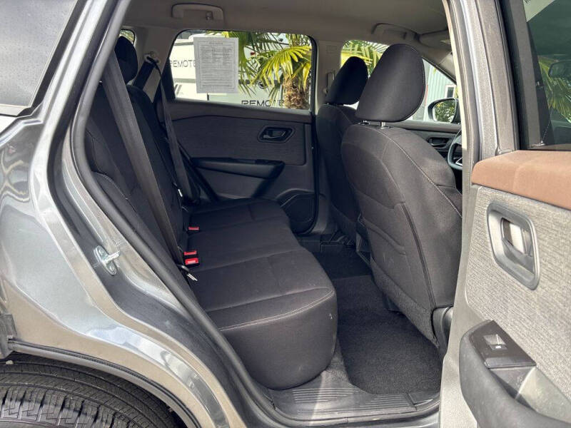 2023 Nissan Rogue S