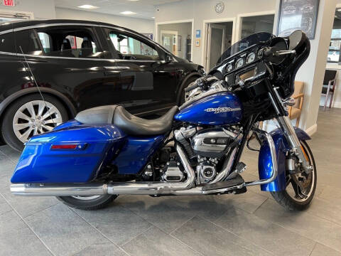 2017 Harley-Davidson STREET GLIDE SP for sale at AUTOMILE MOTORS in Saco ME