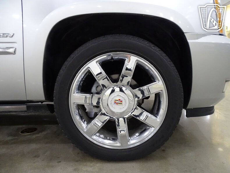 2011 Cadillac Escalade ESV Premium