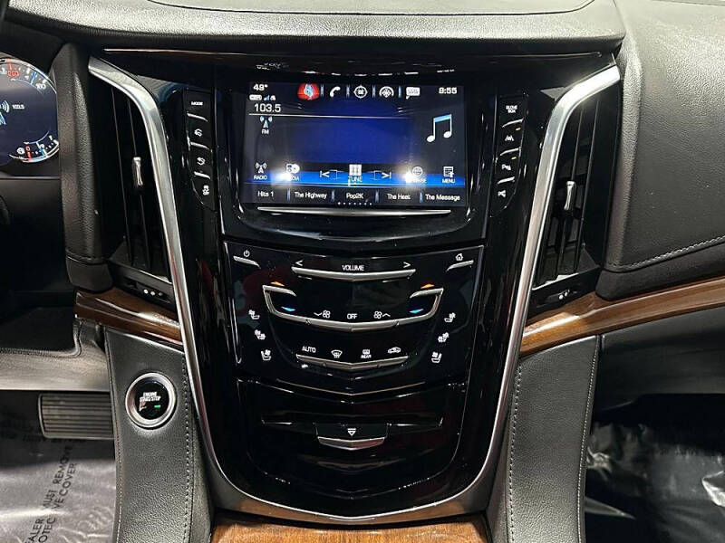 2020 Cadillac Escalade Luxury