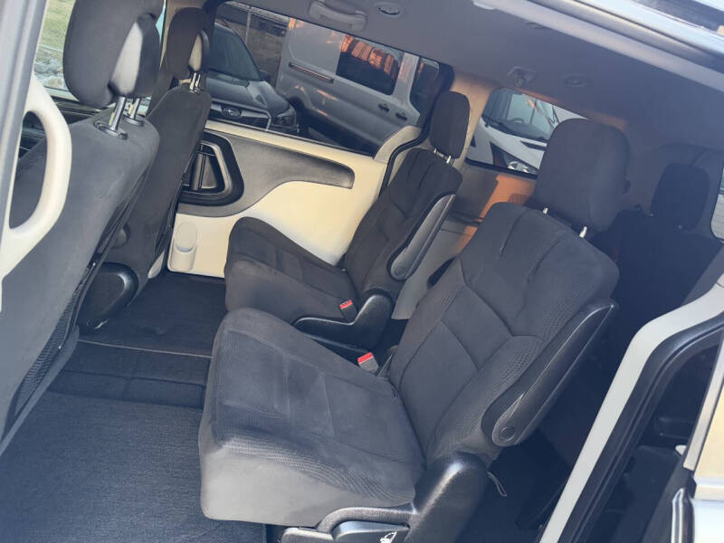 2016 Dodge Grand Caravan SE