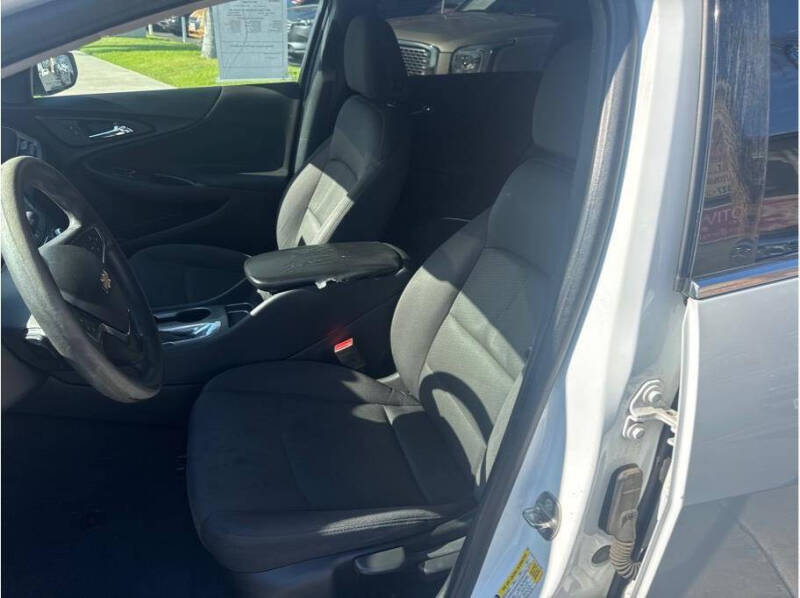 2017 Chevrolet Malibu LS