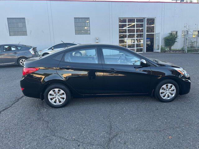 2015 Hyundai Accent GLS