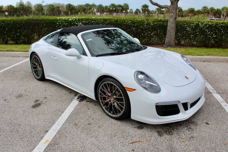 2018 Porsche 911