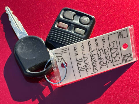 2005 Ford Mustang GT Deluxe