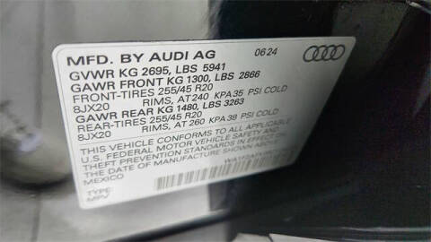 2024 Audi Q5 e quattro S line Prestg 55 TFSI