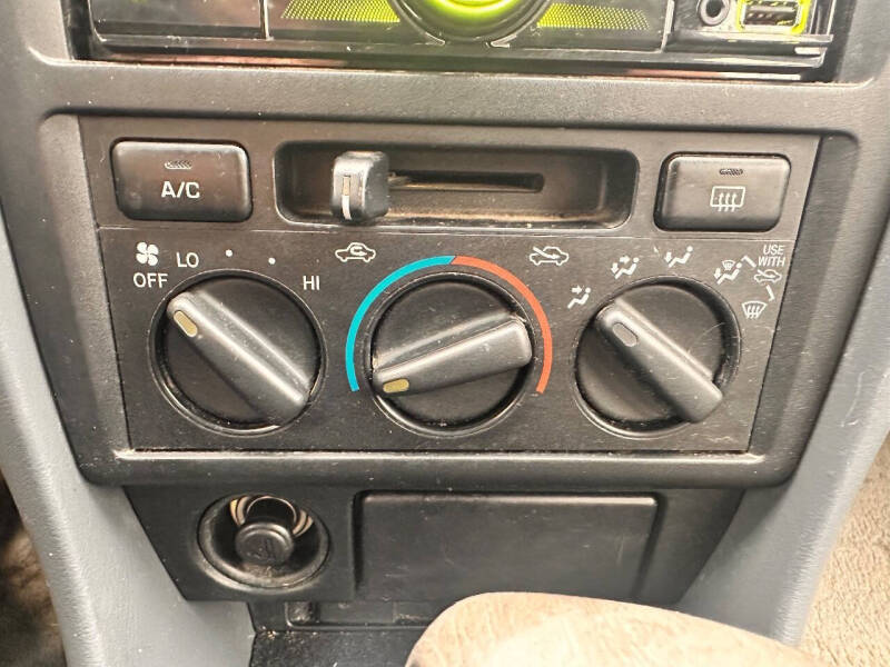 1999 Toyota Camry LE