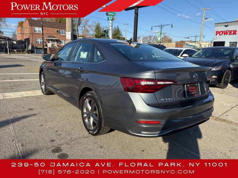 2022 Volkswagen Jetta SE