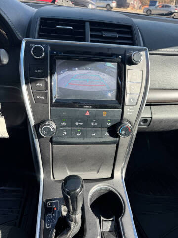 2017 Toyota Camry LE