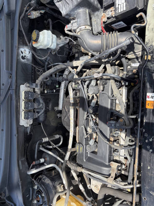 2005 Mazda Tribute i