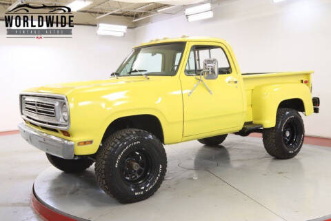 1972 Dodge D100 Pickup