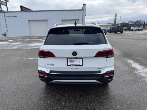 2024 Volkswagen Taos SE 4Motion