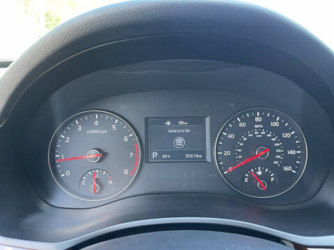 2017 Kia Cadenza Premium