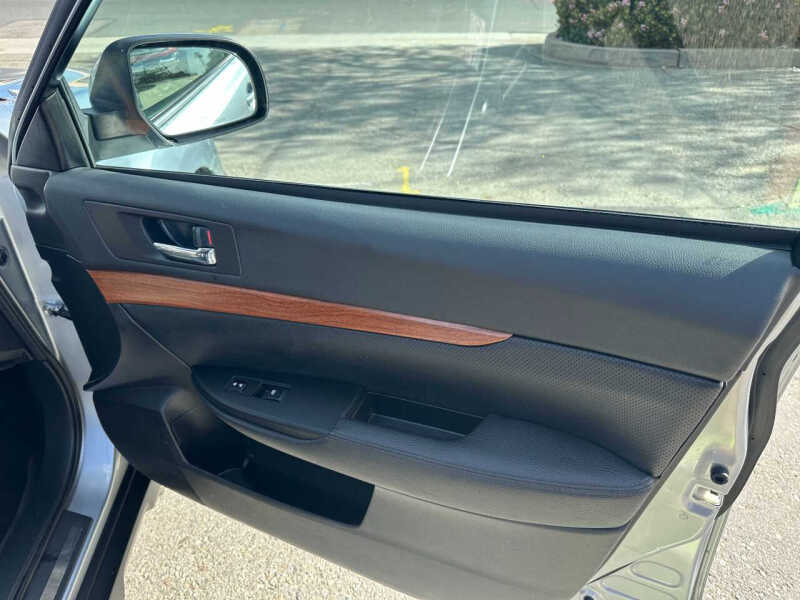 2014 Subaru Outback 2.5i Limited