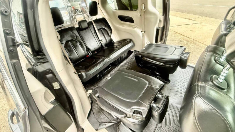 2018 Chrysler Pacifica Touring L