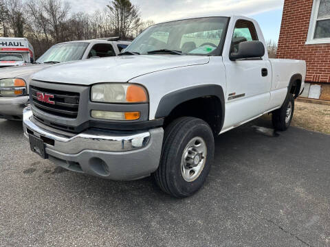 2005 GMC Sierra 2500HD for sale at Regional Auto Sales in Madison Heights VA