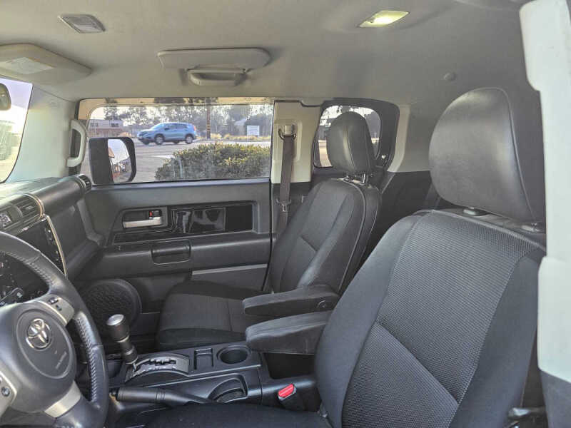 2012 Toyota FJ Cruiser