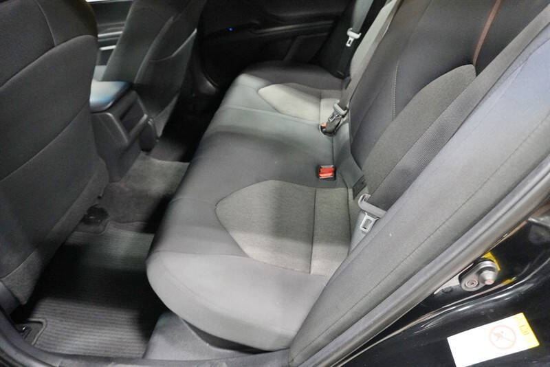 2018 Toyota Camry Hybrid LE