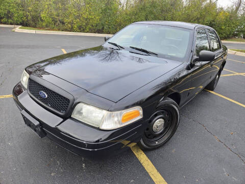 2011 Ford Crown Victoria for sale at Future Motors in Addison IL