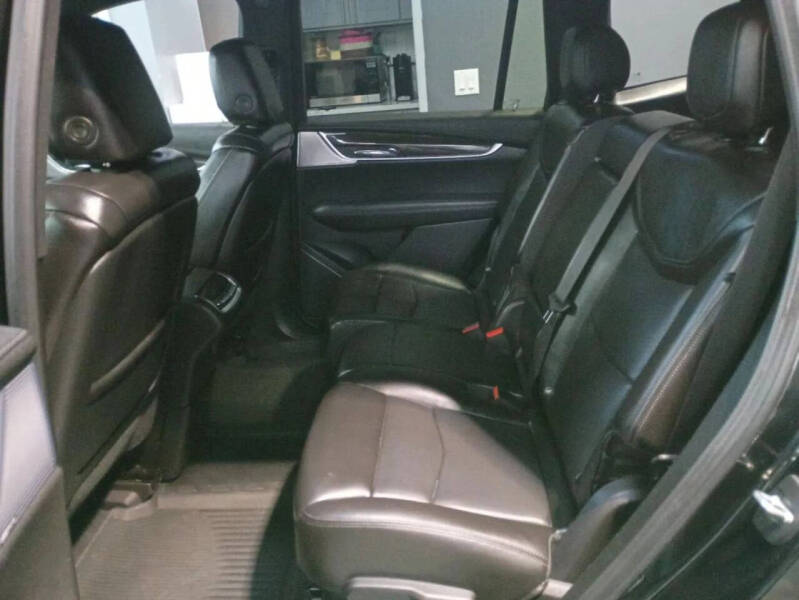 2023 Cadillac XT6 Sport