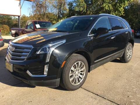 2017 Cadillac XT5 for sale at Town and Country Auto Sales in Jefferson City MO