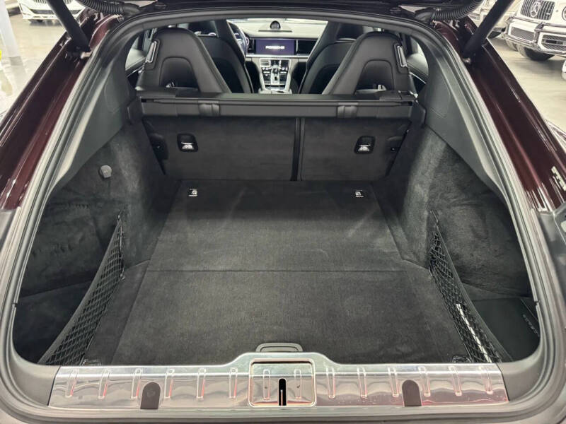 2022 Porsche Panamera