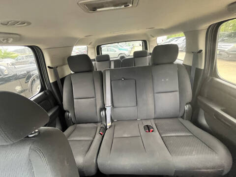 2011 GMC Yukon XL SLE