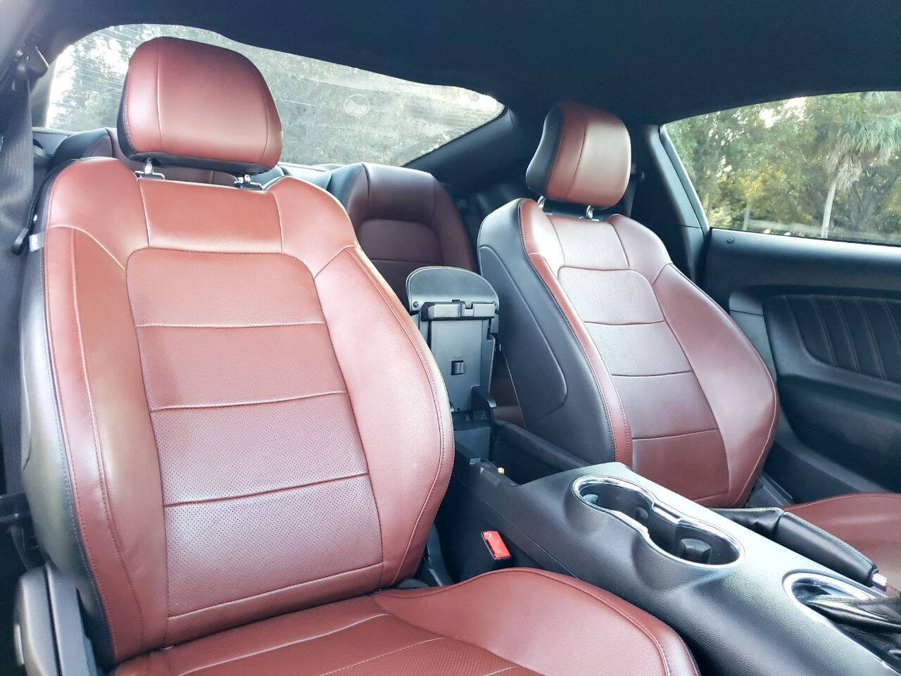 2015 Ford Mustang  - $17,305